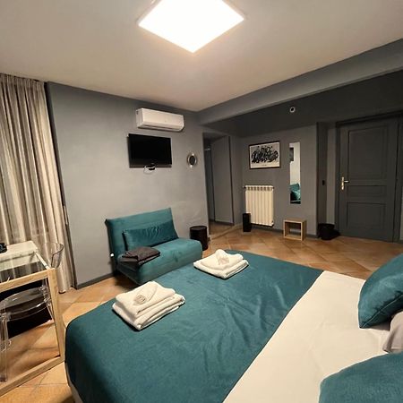 Naples Luxury Suites B&B Esterno foto